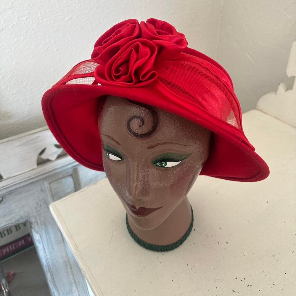 Vintage Women’s Red Hat Satin Rosettes Netting